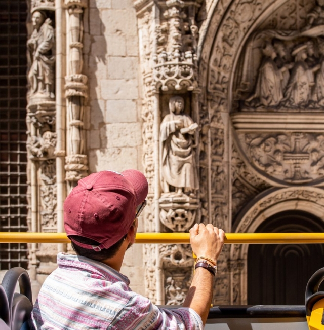  Tourisme depuis le bus 