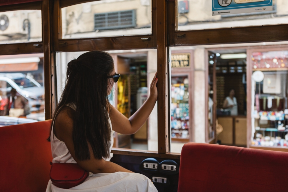 Electrico vermelho em Alfama