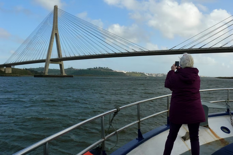  Fotografiar el puente que separa España de Portugal 
