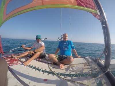 Paseo en catamarán en Roquetas de Mar 1 hora