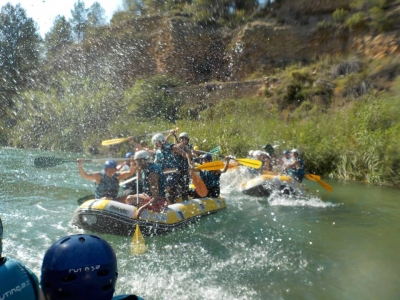 Rafting-Abfahrt in El Cabriel 4 Stunden Kinder