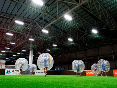 Partida de bubble football en Barcelona 1 hora