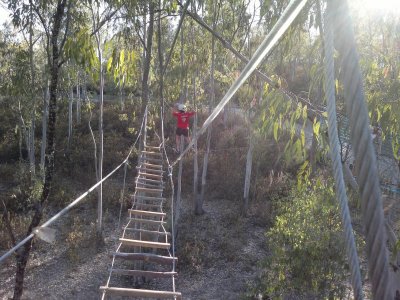 Entrada a parque de aventuras en Llerena