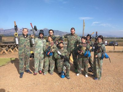 Partida de paintball y fútbol burbuja en Barcelona