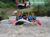  Paddling at the same time 