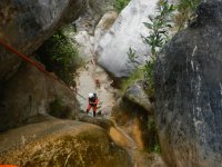Barranquismo de descenso del Cañon Lentegí Granada