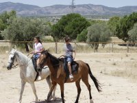 Montando a caballo