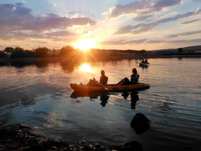 Two-seater kayak rental in El Piélago 1 hour