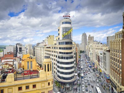 Gran Vía de Madrid coles institutos 导览游