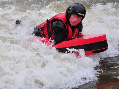 Descenso de hidrospeed en el río Esera nivel medio