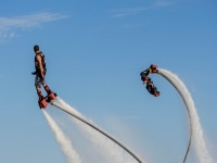  Flyboard pirouettes 