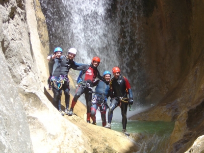 Descenso de barranco Sierra de Guara nivel fácil