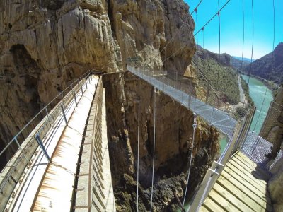 Ruta guiada por Caminito del Rey y transporte 3h
