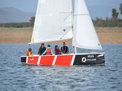 Segelkurs Gabriel y Galán Stausee 3 Stunden