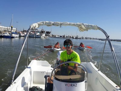 Excursión en barco Voraz 450 en río Piedras 90 min