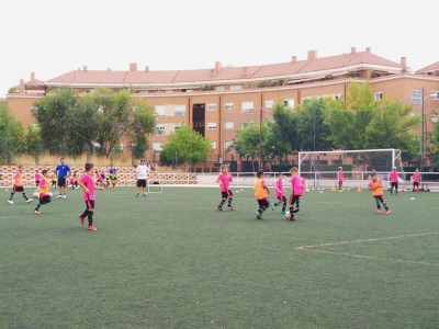 Campo di calcio Moratalaz a Pasqua