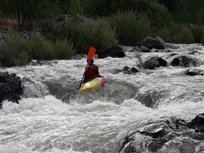 Descenso Kayak Aguas bravas Río Guadiato 4 horas