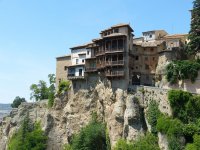 Casas colgantes en la ciudad de Cuenca