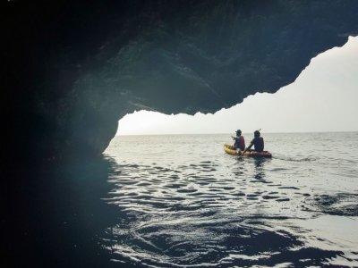 Excursión en kayak desde La Herradura niños 2h 30