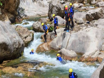 Canyoning Barranco los Papuos medium difficulty