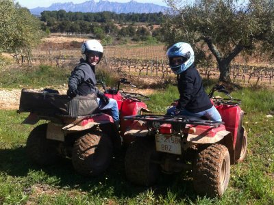 Ruta en quad para parejas en Alto de Penedès 1 h