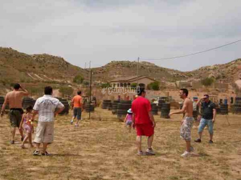 Centro de Ocio Paintball Ferriol, precios y reservas 2024