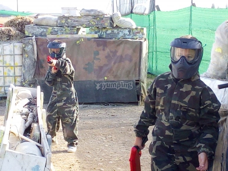 Partida de paintball 100 bolas en María de Huerva desde 10€