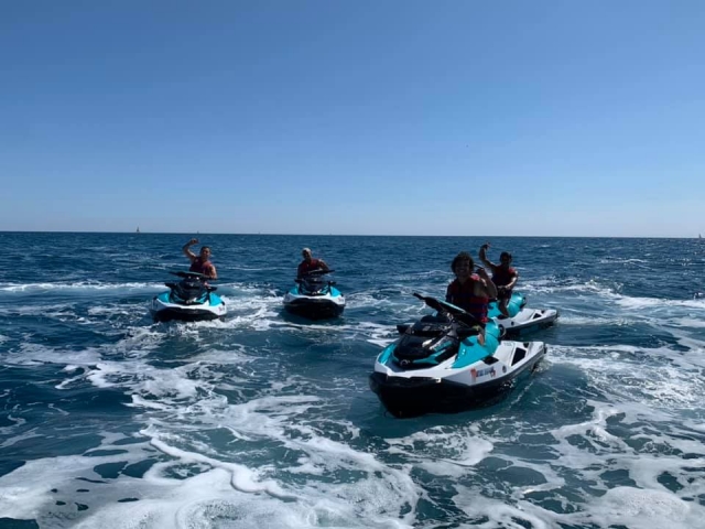 Ruta en moto de agua sin licencia en Cap d'Agde - 1 hora