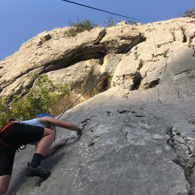 Entdeckung des Klippenkletterns in Saint Montan 3h