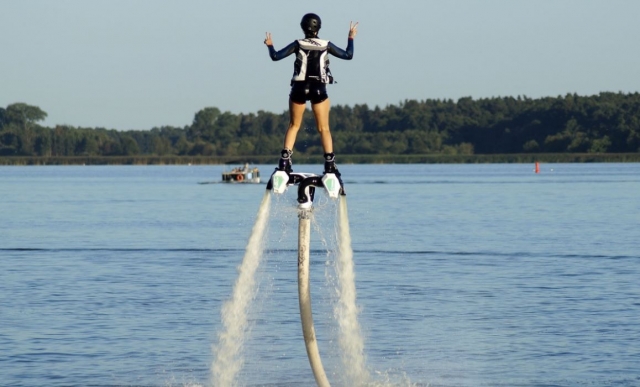 Sessão de flyboard de 20 min em issoire