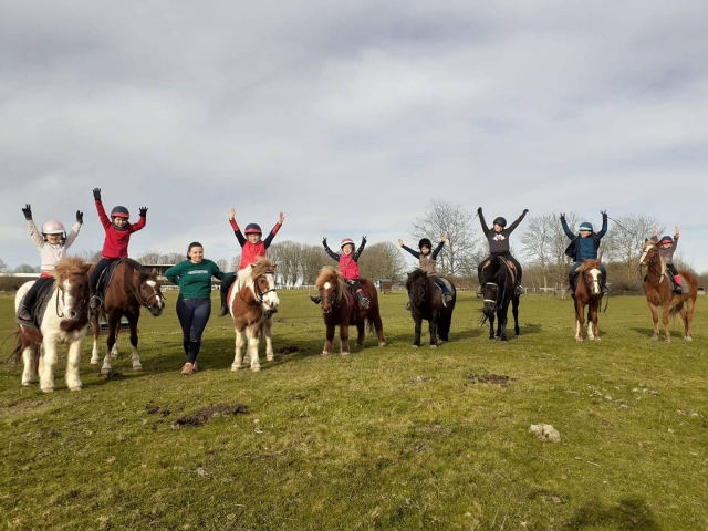 骑小马 - 拉盖尔什赛马场 - 30 分钟