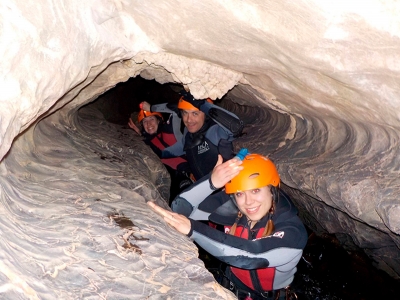 Canyoning all'interno della grotta Pruneda 3h