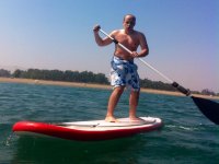  Praticar paddle surf 