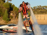  Godendo il flyboard in grande stile 