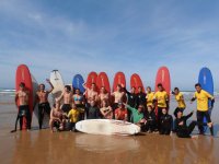  Foto pose de surfista após a aula 