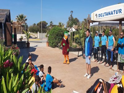 Acampamento de verão na praia de Riumar uma semana