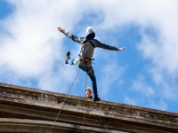  caduta di 25 metri nel bungee jump 