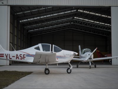 Vuelo privado en avioneta cerca de Madrid 30 min