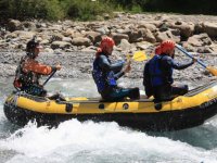  Whitewater rafting in Huesca