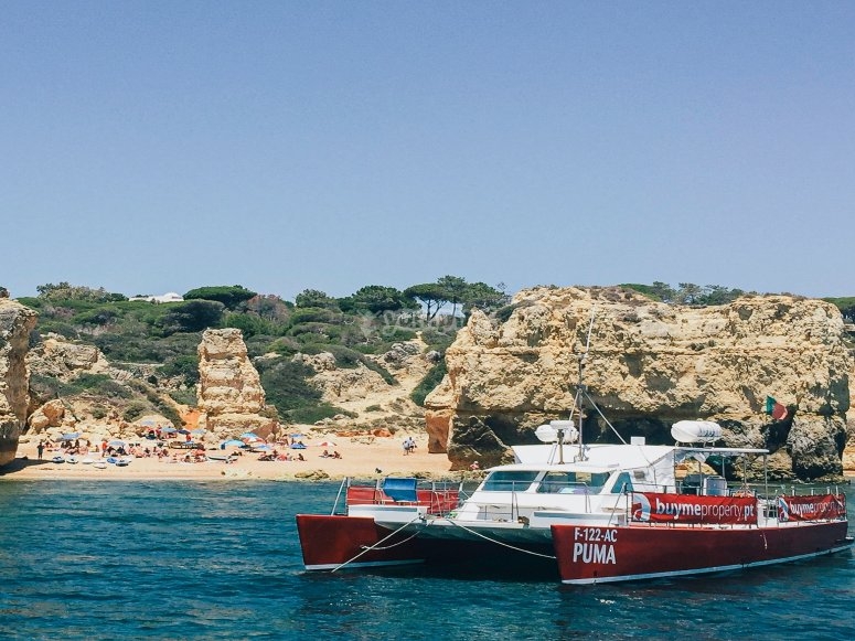 Ruta barco + kayak + BBQ 7h desde Vilamoura niño desde 35€