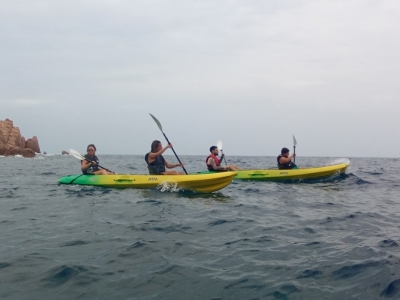 Ruta en kayak + snorkel Les Sofreres 2 h niño