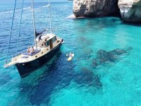  Enjoying the crystal clear waters in Menorcan caves 