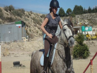Clase privada de equitación en Torrevieja 1 hora