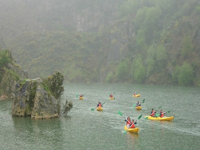 Hulu Ocio Aventura y Naturaleza, s.l. Piragüismo