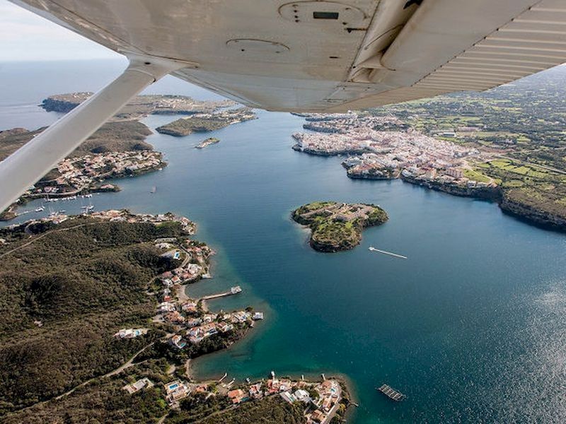Admira los paisajes en su máximo esplendor Admira los paisajes en su máximo esplendor