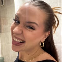 María
